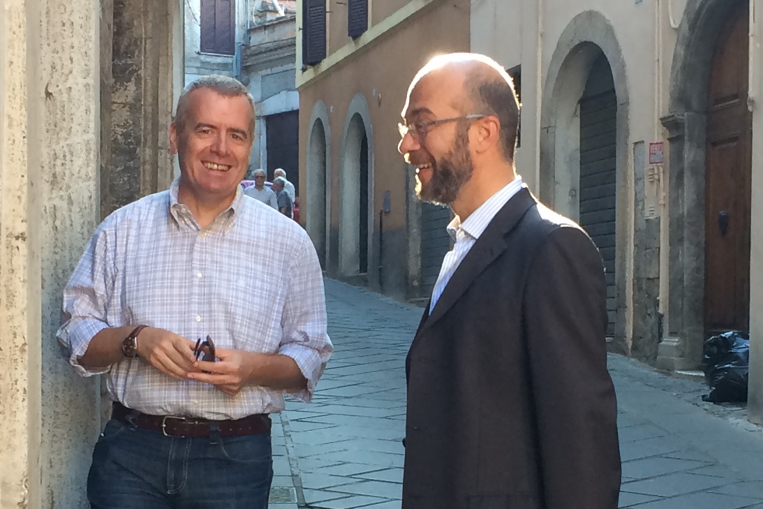 Corvi e “fargacci” sui cieli di Piazza Cavour